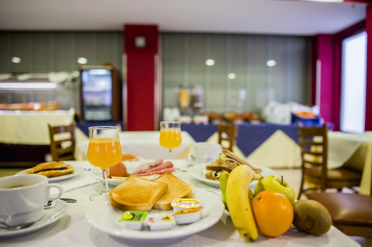Apartamentos Turisticos Biarritz - Bloque I Gandia Luaran gambar
