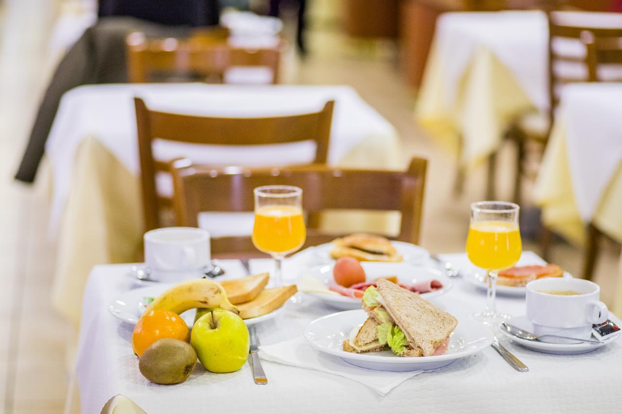 Apartamentos Turisticos Biarritz - Bloque I Gandia Luaran gambar