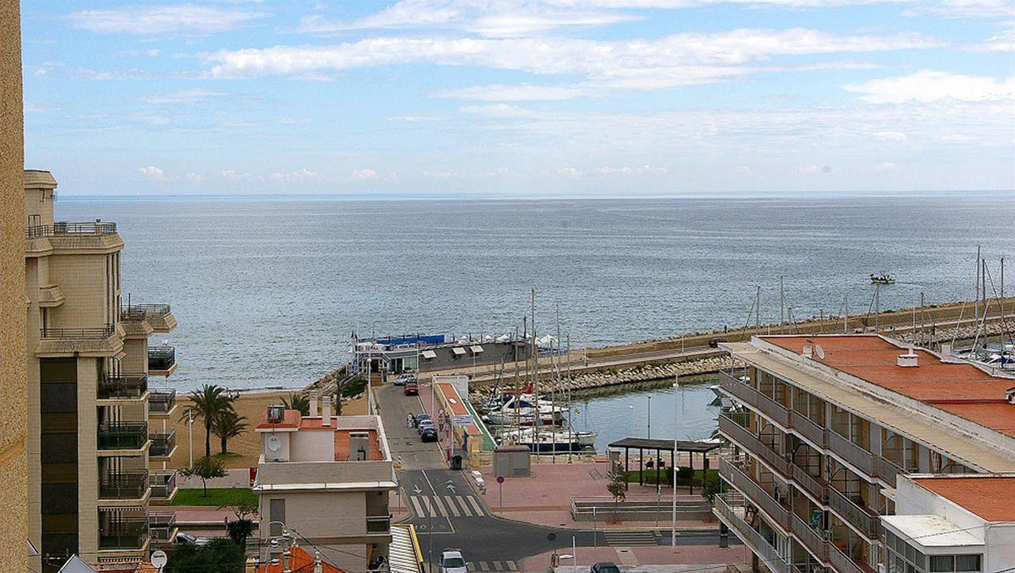 Apartamentos Turisticos Biarritz - Bloque I Gandia Luaran gambar